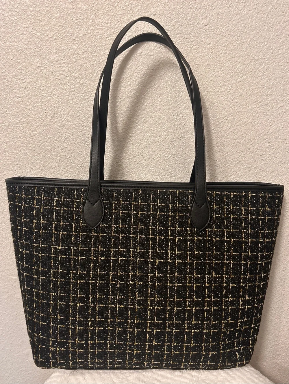 Badgley Mischka New York Tweed Black & Gold Tote Bag with Snap Closure New